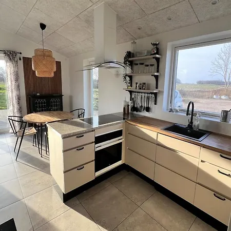 Thora - 1-5km From The Sea By Interhome *
