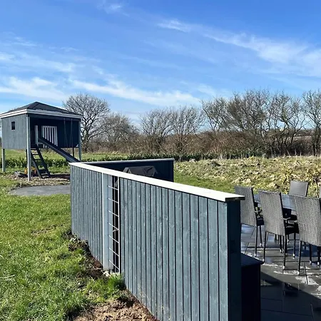 Thora - 1-5km From The Sea By Interhome *
